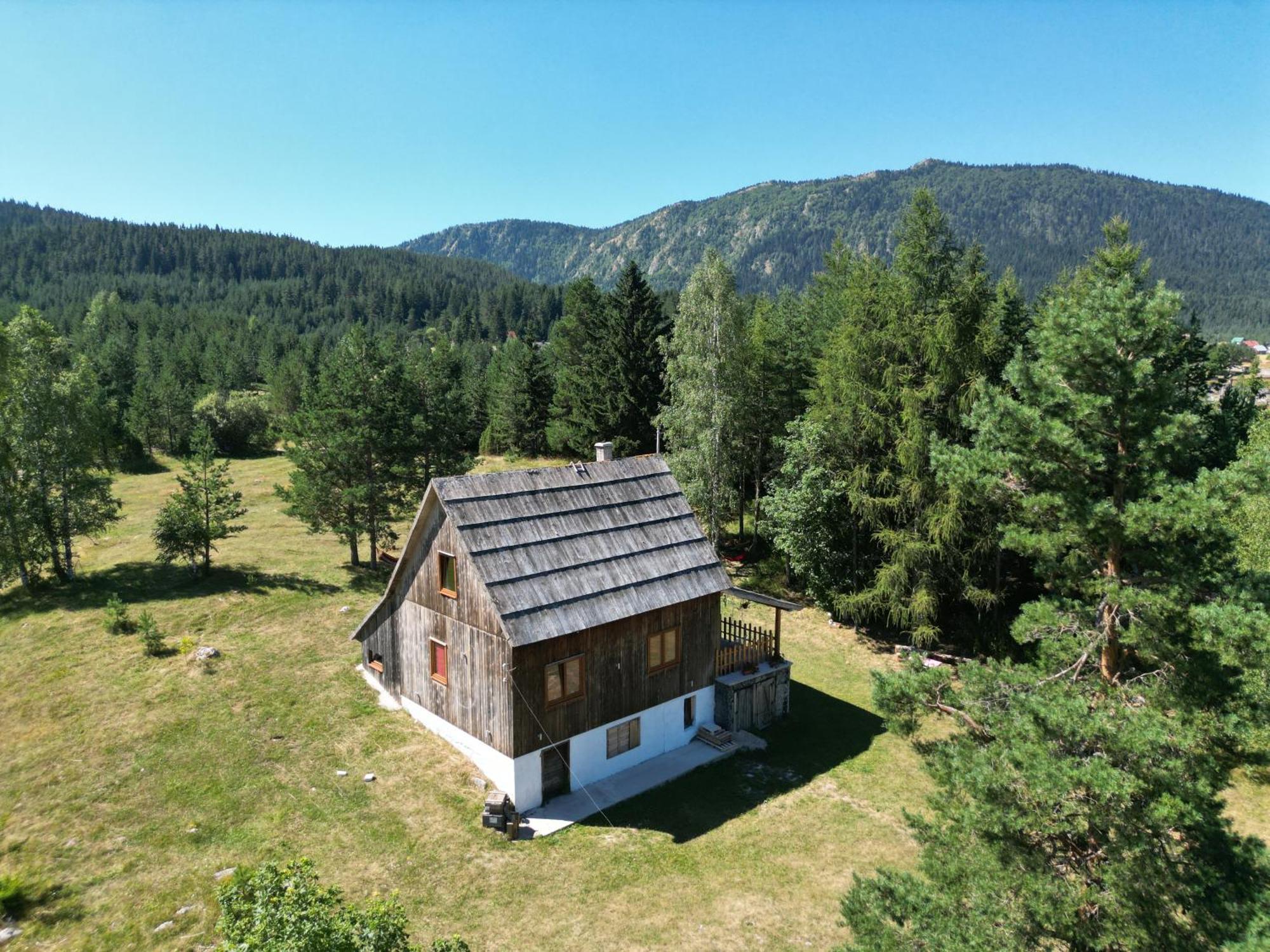 Vukov Konak - Wolf'S Lodge Жабляк Экстерьер фото
